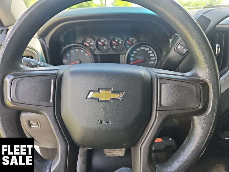 2020-chevrolet-silverado-2500hd-image-23