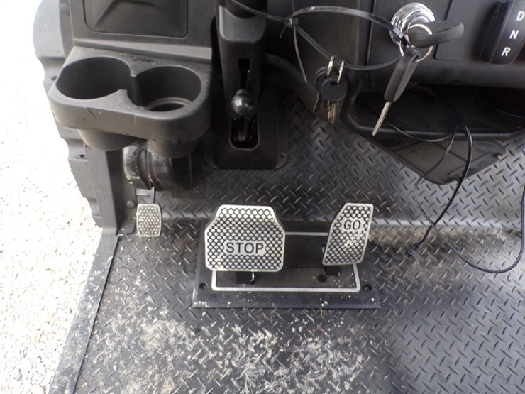 #110-•-6-seater-electric-golf-cart-image-12
