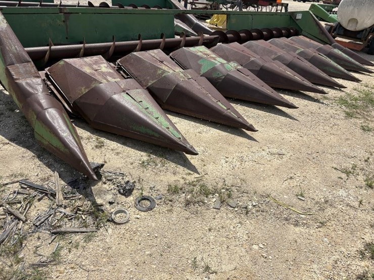 john-deere-444-image-3