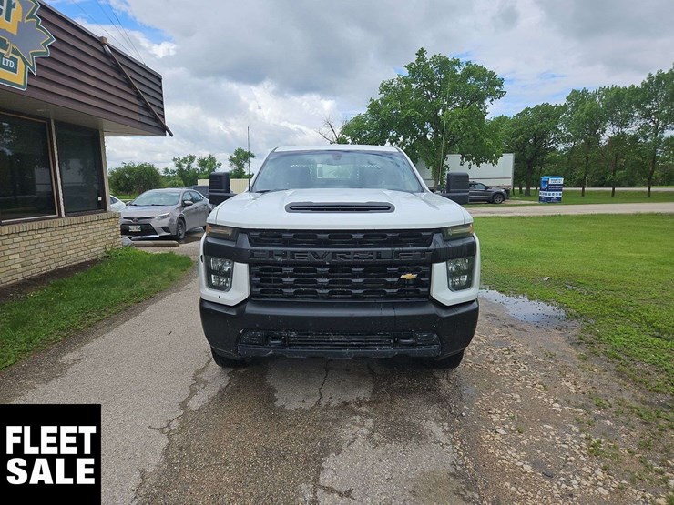 2020-chevrolet-silverado-2500hd-image-9