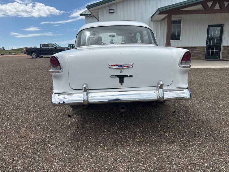 1955-chevrolet-350-image-4