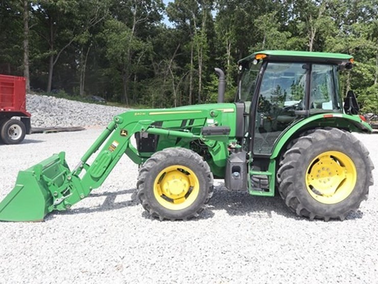 2022-john-deere-5090e-image-2