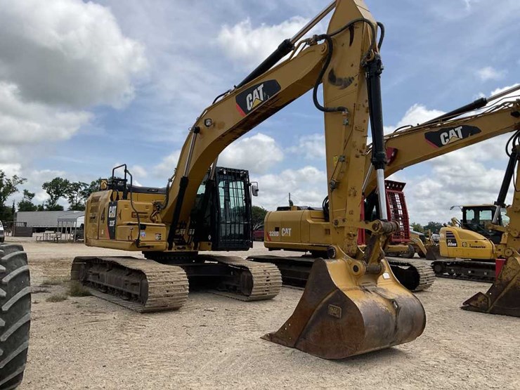 2015-caterpillar-323fl-image-3