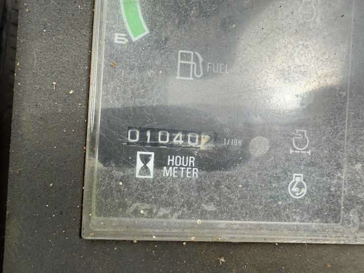 takeuchi-tb135-image-23