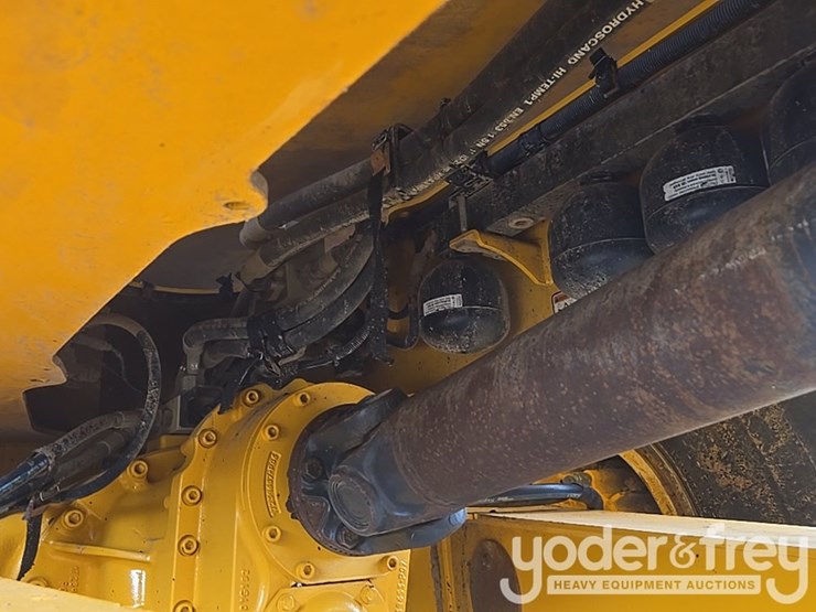 2021-volvo-a25g-image-28