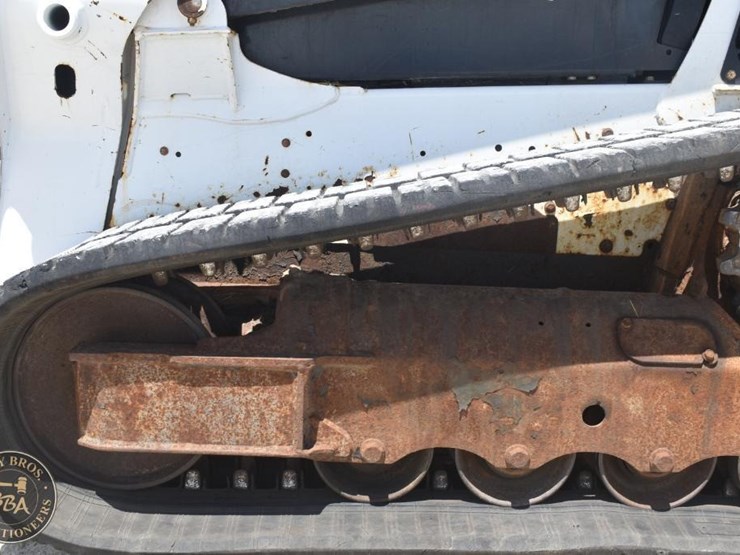 2019-bobcat-t595-image-27