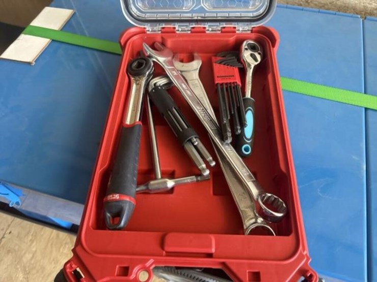 mueller-8in-gas-tapping-trailer-image-33