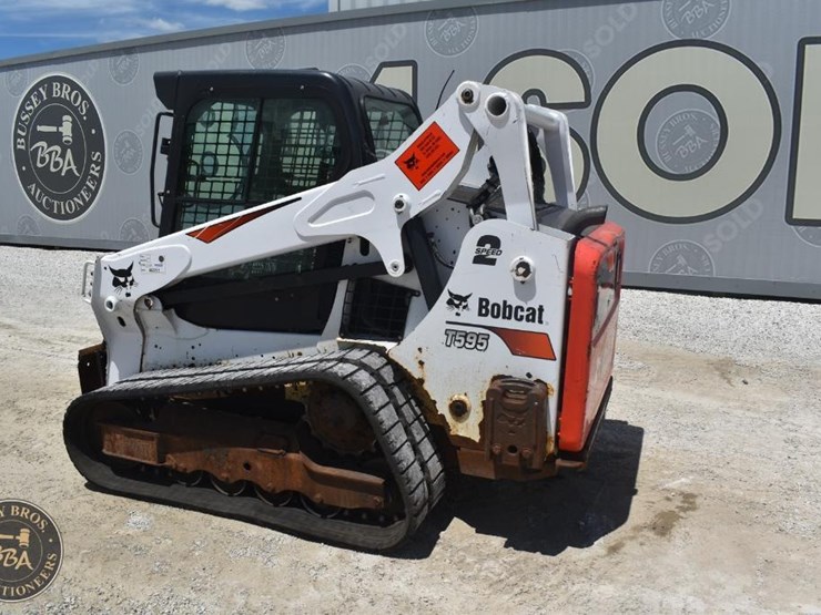 2019-bobcat-t595-image-12