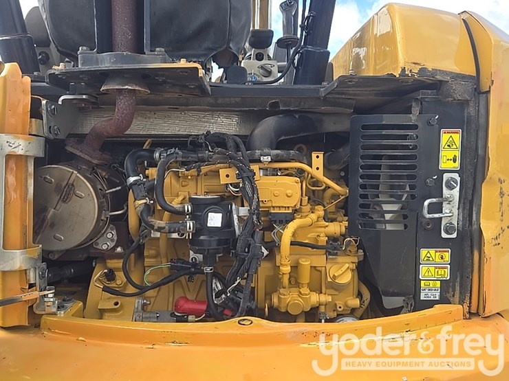 2016-cat-304e2-image-37