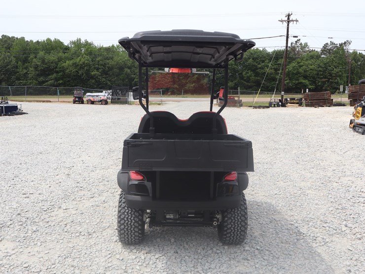 #95-•-2-seater-electric-golf-cart-image-4