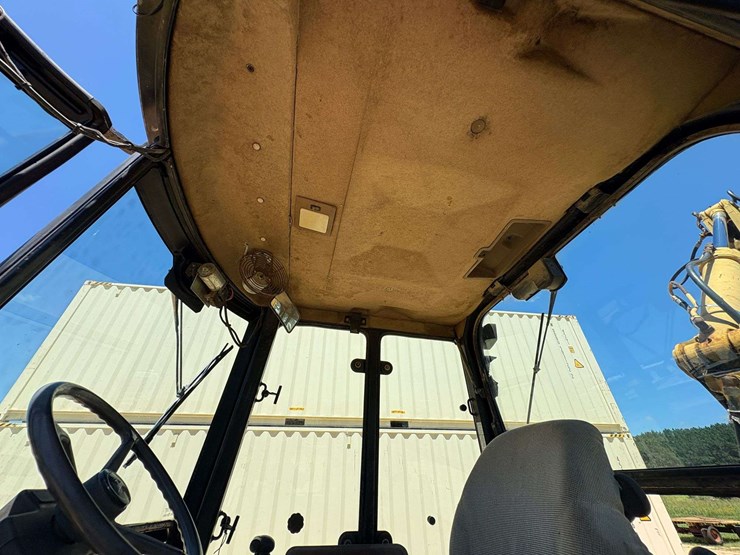 deere-410e-image-24