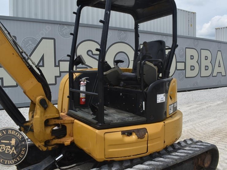 2016-caterpillar-305e2-cr-image-26