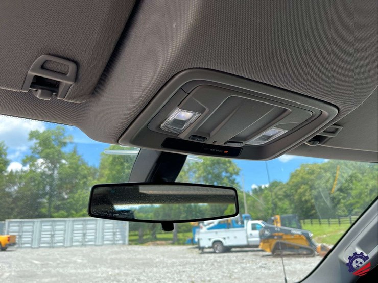 2019-chevrolet-silverado-pickup-truck-image-57