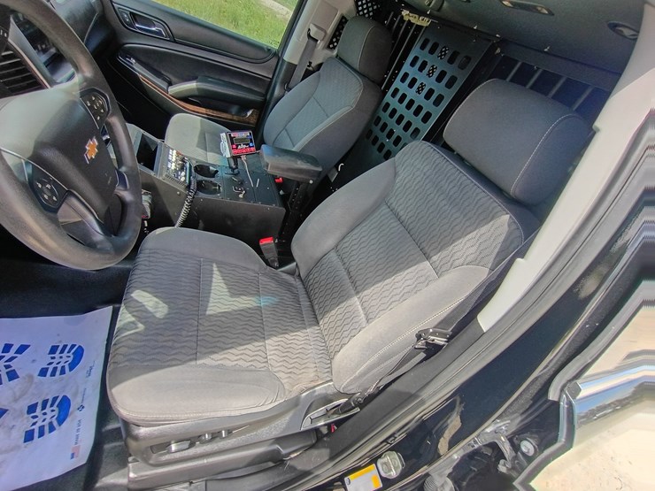 2018-chevrolet-tahoe-image-29