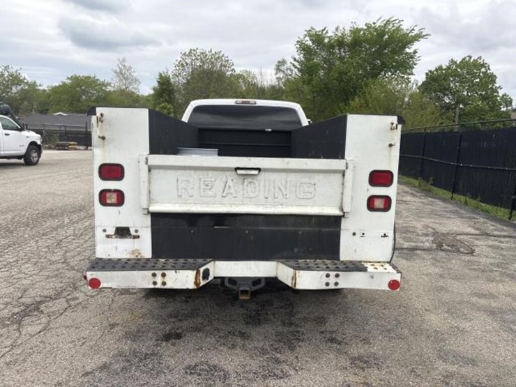 2014-ford-f350-xlt-image-4