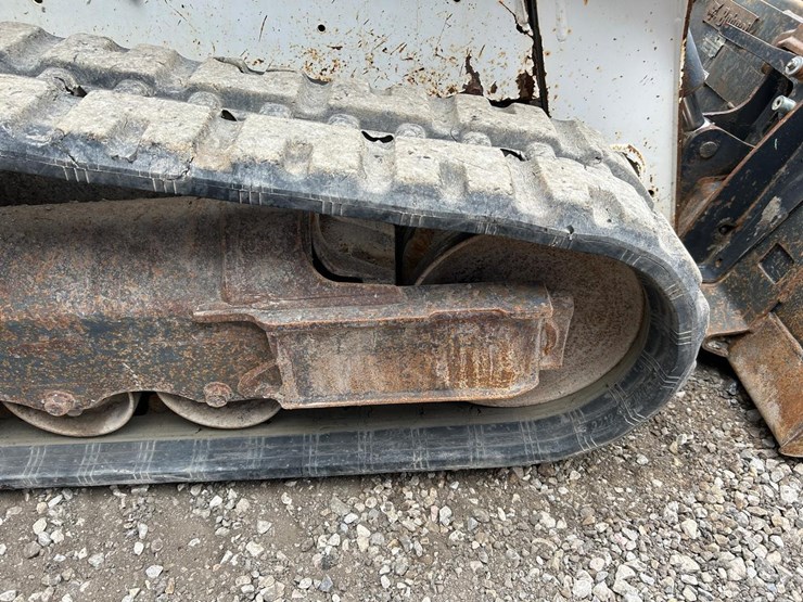 2018-bobcat-t590-image-14