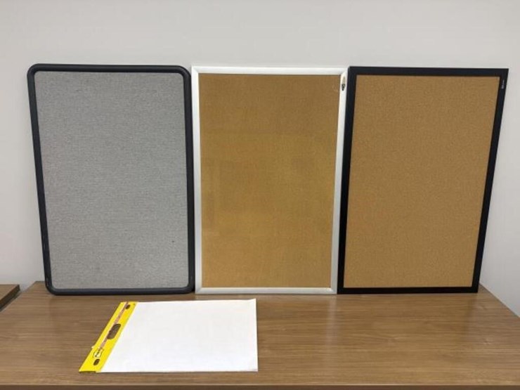(3)-memo-boards-and-mini-easel-pad-image-1