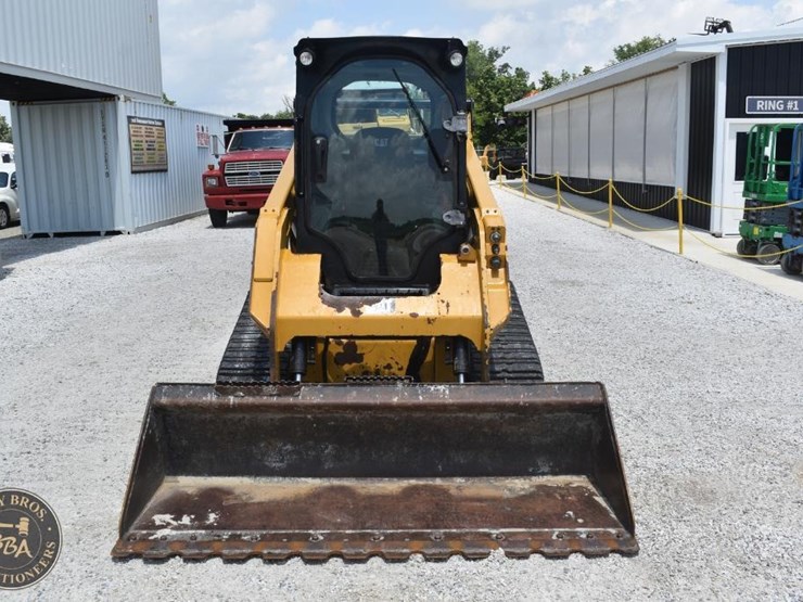 2018-caterpillar-257d-image-8