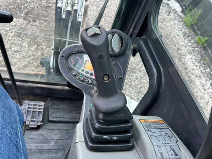 2016-bobcat-e26-image-22
