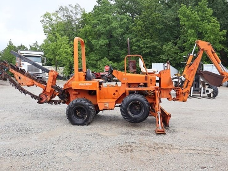 ditch-witch-3210-image-6