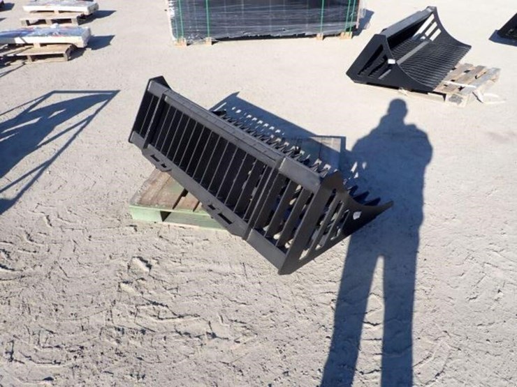unused-greatbear-66-in.-skid-steer-rock-bucket-image-3