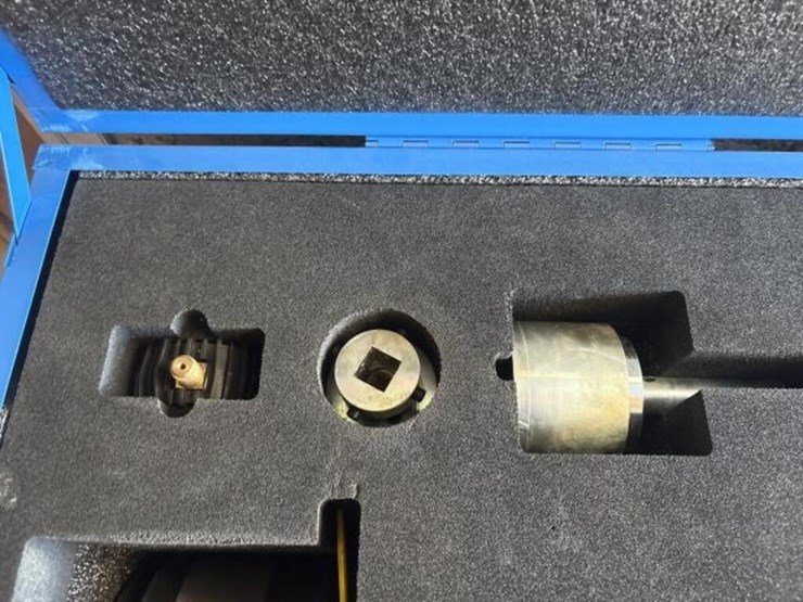 mueller-4–6in-gas-line-tapping-&-stopping-trailer-image-34
