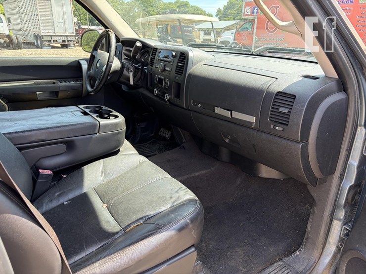 2008-chevrolet-silverado-1500-image-17