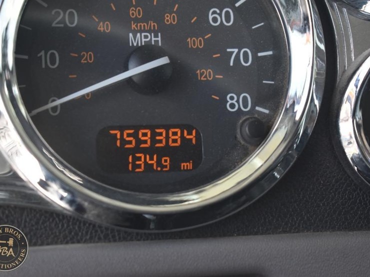 2012-peterbilt-386-image-47