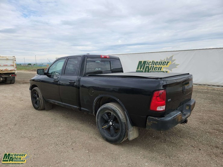 2014-dodge-1500-image-3