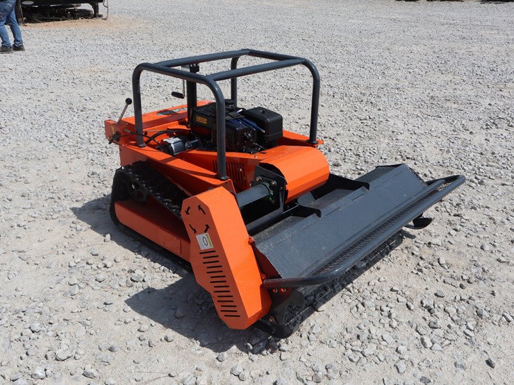 #240-•-remote-control-lawn-mower-image-7