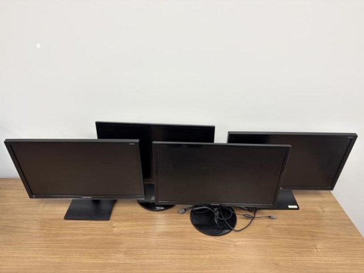 (4)-samsung-computer-monitors-image-2