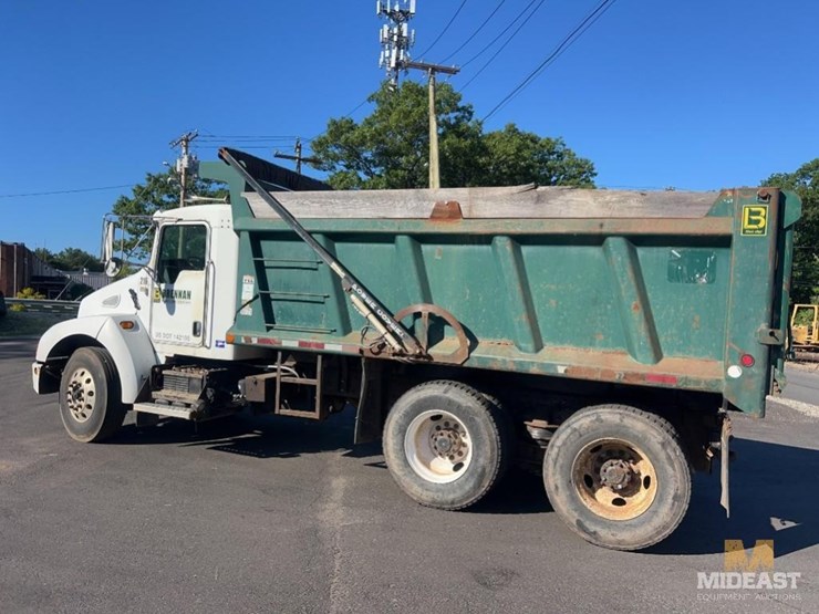 2001-kenworth-t300-image-5