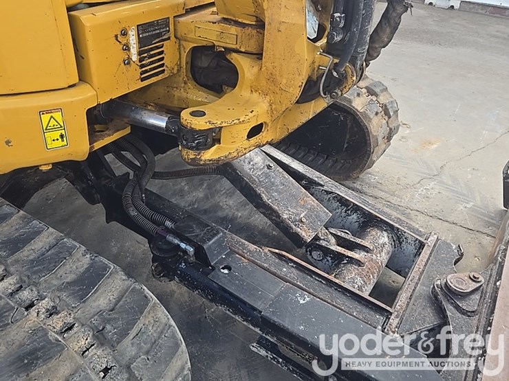 2016-cat-304e2-image-26