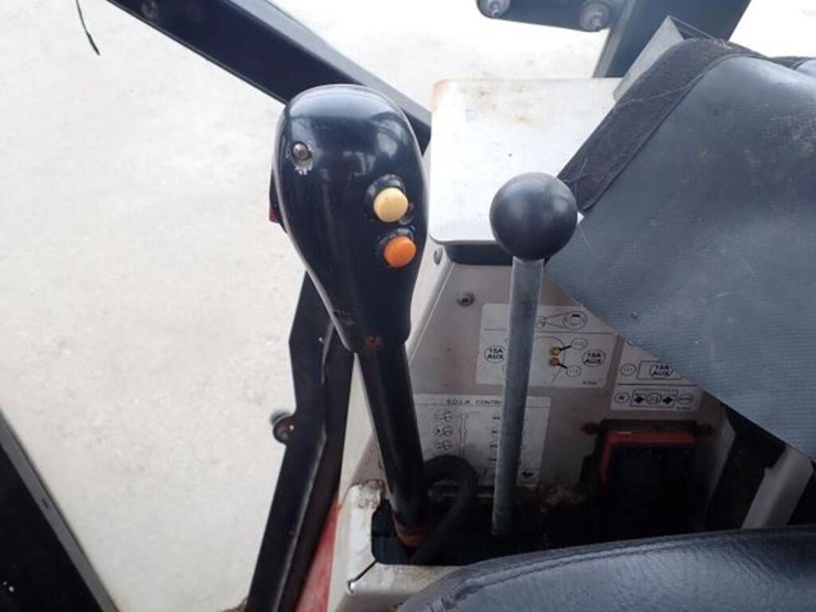 2014-ventrac-4200-image-10