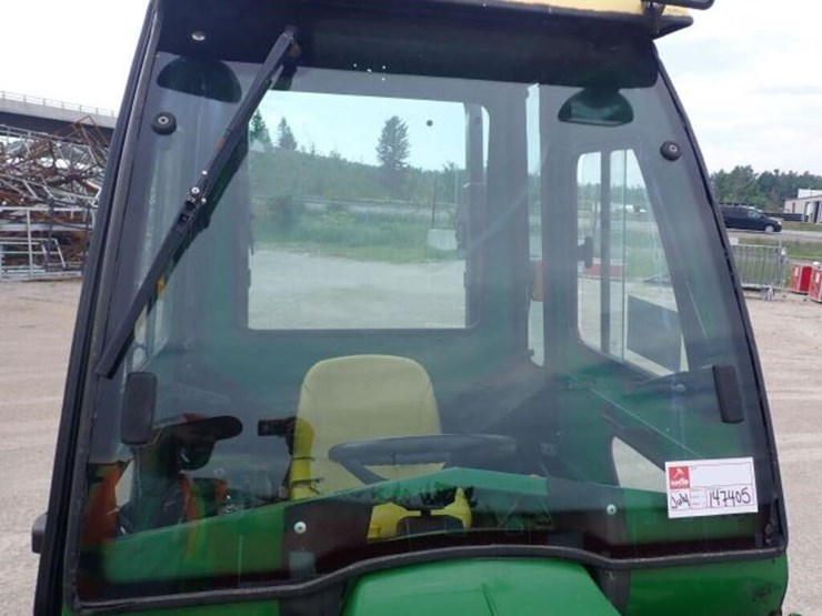 2011-john-deere-1023e-image-13