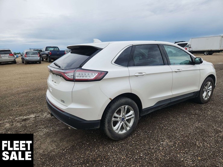 2016-ford-edge-sel-image-4