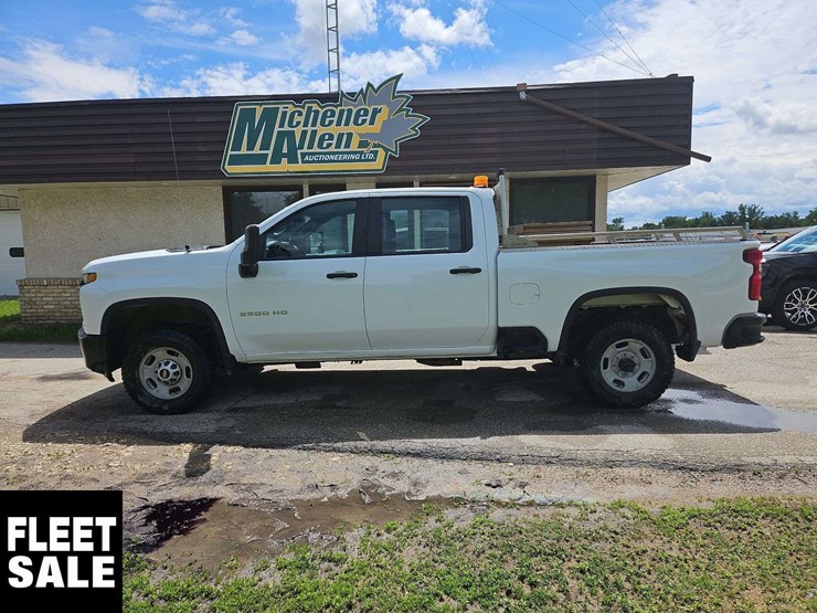 2020-chevrolet-silverado-2500hd-image-6