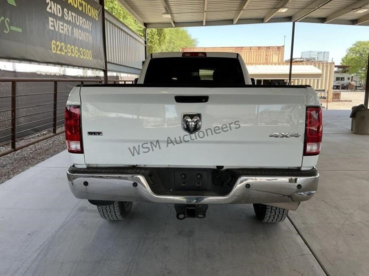 2014-dodge-2500-image-6