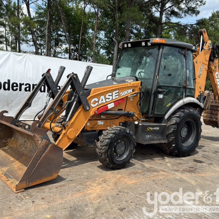 2018 CASE 580N