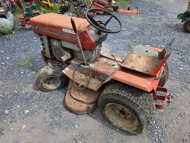 1973-massey-ferguson-12-image-2