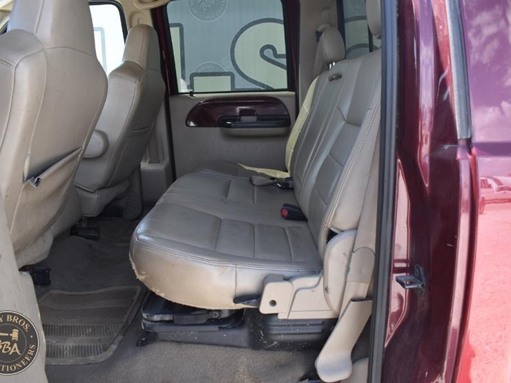 2006-ford-f250-lariat-image-26