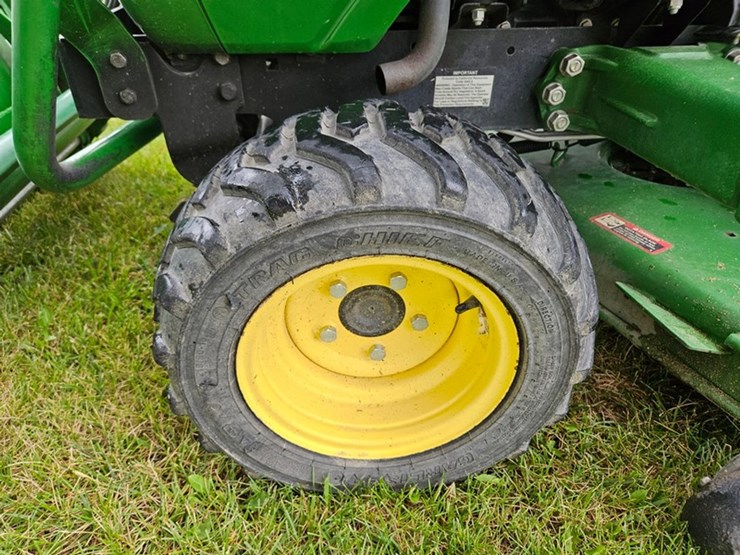 john-deere-1025r-image-12