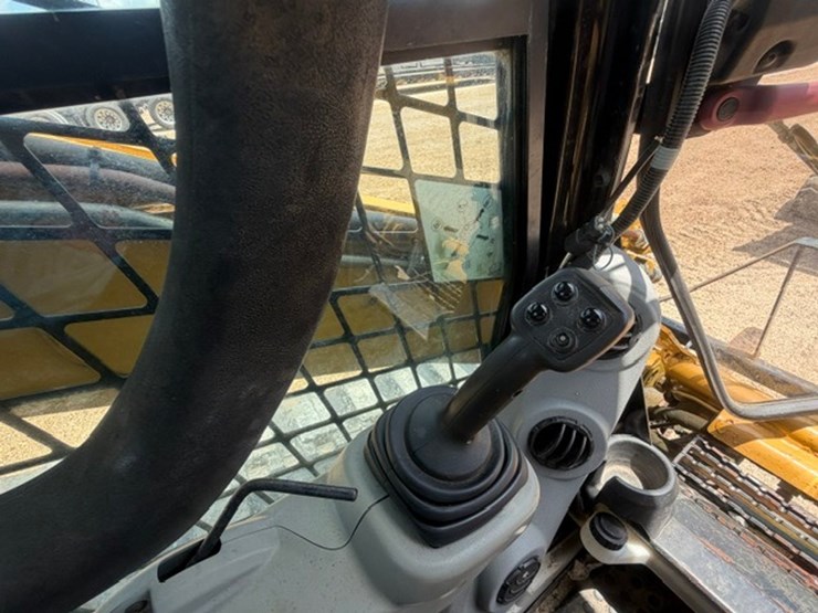 caterpillar-289c2-image-52