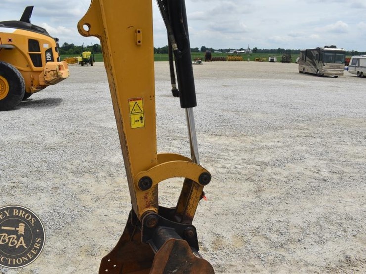 2019-caterpillar-305e2-cr-image-20