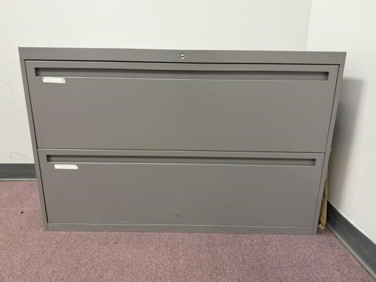 2-drawer-metal-filing-cabinet-image-1