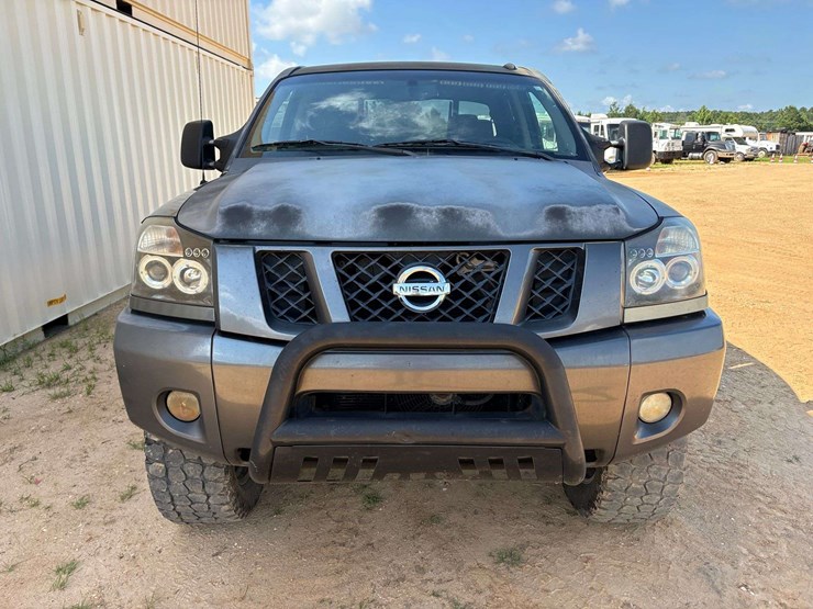 2008-nissan-titan-image-5