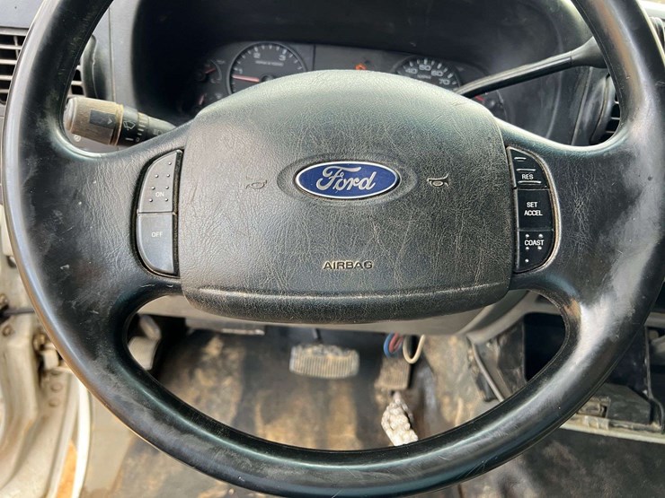 2005-ford-f250-image-24