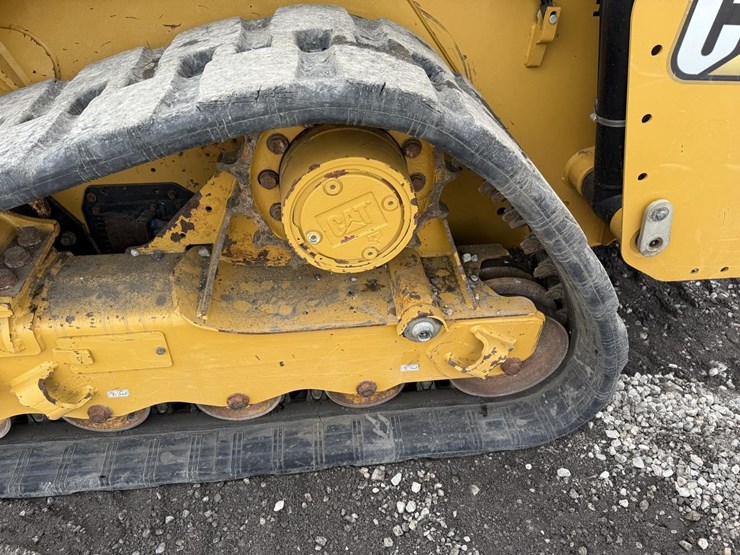 2024-caterpillar-255-image-19