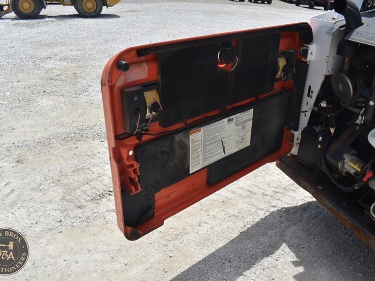 bobcat-s570-image-25