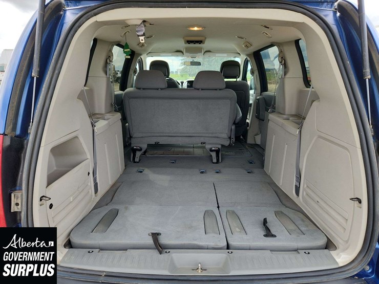 2010-dodge-grand-caravan-se-image-11